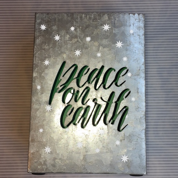 Home Decor Bundle - Picture 5 of 7